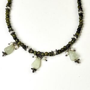Vintage Green Jadeite Pendant Necklace Faux Pearl Station Drop Glass Bead Choker